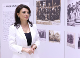 ԵՊՀ շրջանավարտների ֆորումի շրջանակում կենտրոնական մասնաշենքի առաջին հարկում բացվել է ցուցահանդես՝ նվիրված ԵՊՀ հիմնադրման 106-ամյակին