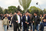 Համալսարանականների այցը Ծիծեռնակաբերդի հուշահամալիր