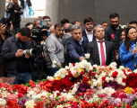 Համալսարանականների այցը Ծիծեռնակաբերդի հուշահամալիր