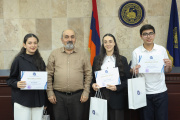 Ամփոփվեցին ԵՊՀ աշակերտական օլիմպիադայի արդյունքները՝ մեկ հարկի տակ համախմբելով հարյուրավոր տաղանդավոր աշակերտների Հայաստանի տարբեր մարզերից ու Երևանից