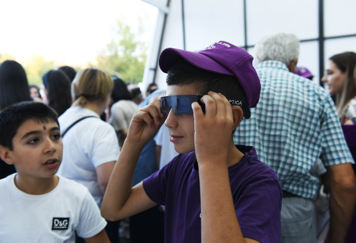 ԵՊՀ ֆիզիկայի և կենսաբանության ֆակուլտետները մասնակցել են «Սթարմուս» փառատոնի շրջանակում կազմակերպված «Գիտության ճամբար» ծրագրին