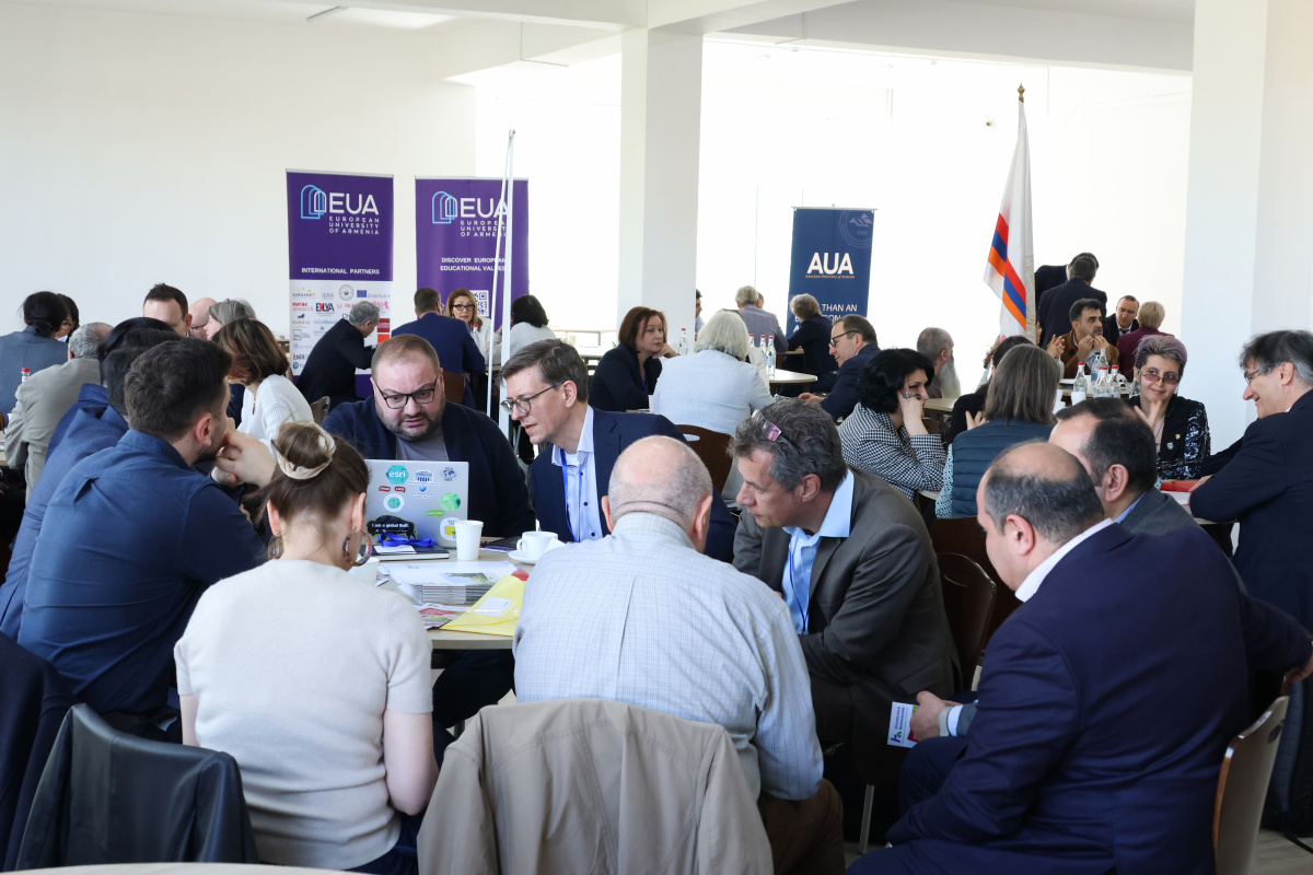 Գերմանիայի համալսարանների ռեկտորներն այցելեցին ԵՊՀ՝ ներկայացնելու կիրառական գիտությունների համալսարանների կրթական մոդելը և ընդլայնելու գործակցությունը