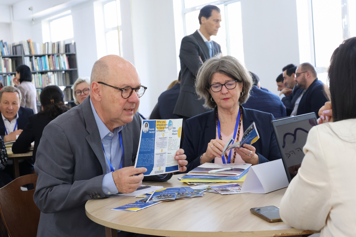 Գերմանիայի համալսարանների ռեկտորներն այցելեցին ԵՊՀ՝ ներկայացնելու կիրառական գիտությունների համալսարանների կրթական մոդելը և ընդլայնելու գործակցությունը