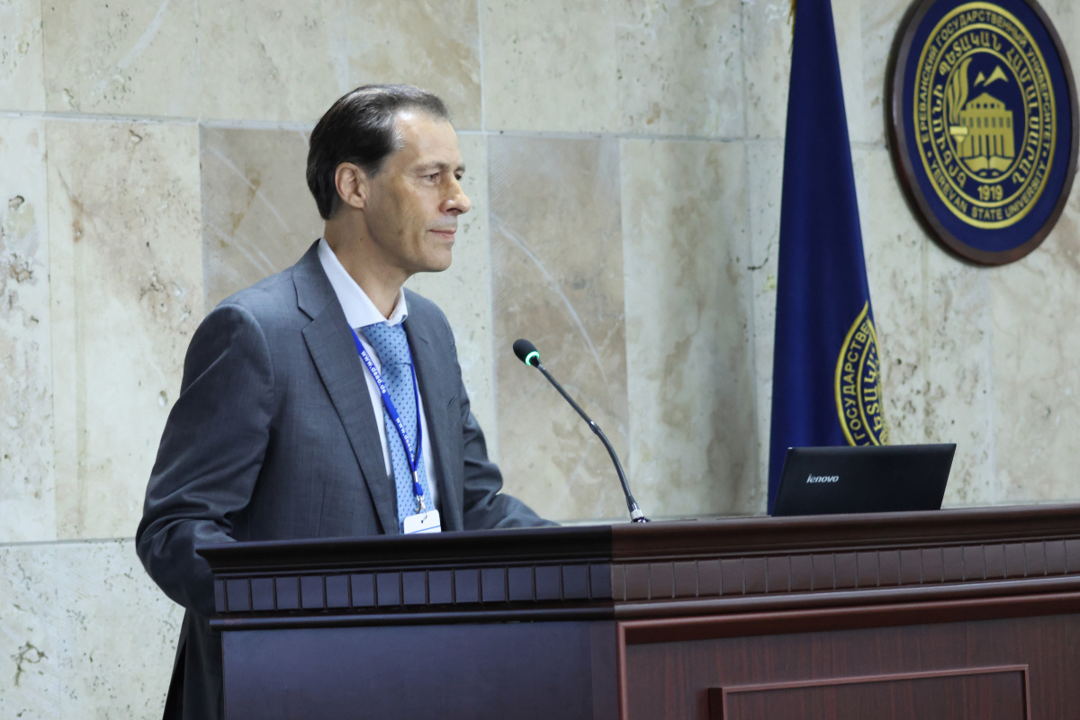 Գերմանիայի համալսարանների ռեկտորներն այցելեցին ԵՊՀ՝ ներկայացնելու կիրառական գիտությունների համալսարանների կրթական մոդելը և ընդլայնելու գործակցությունը