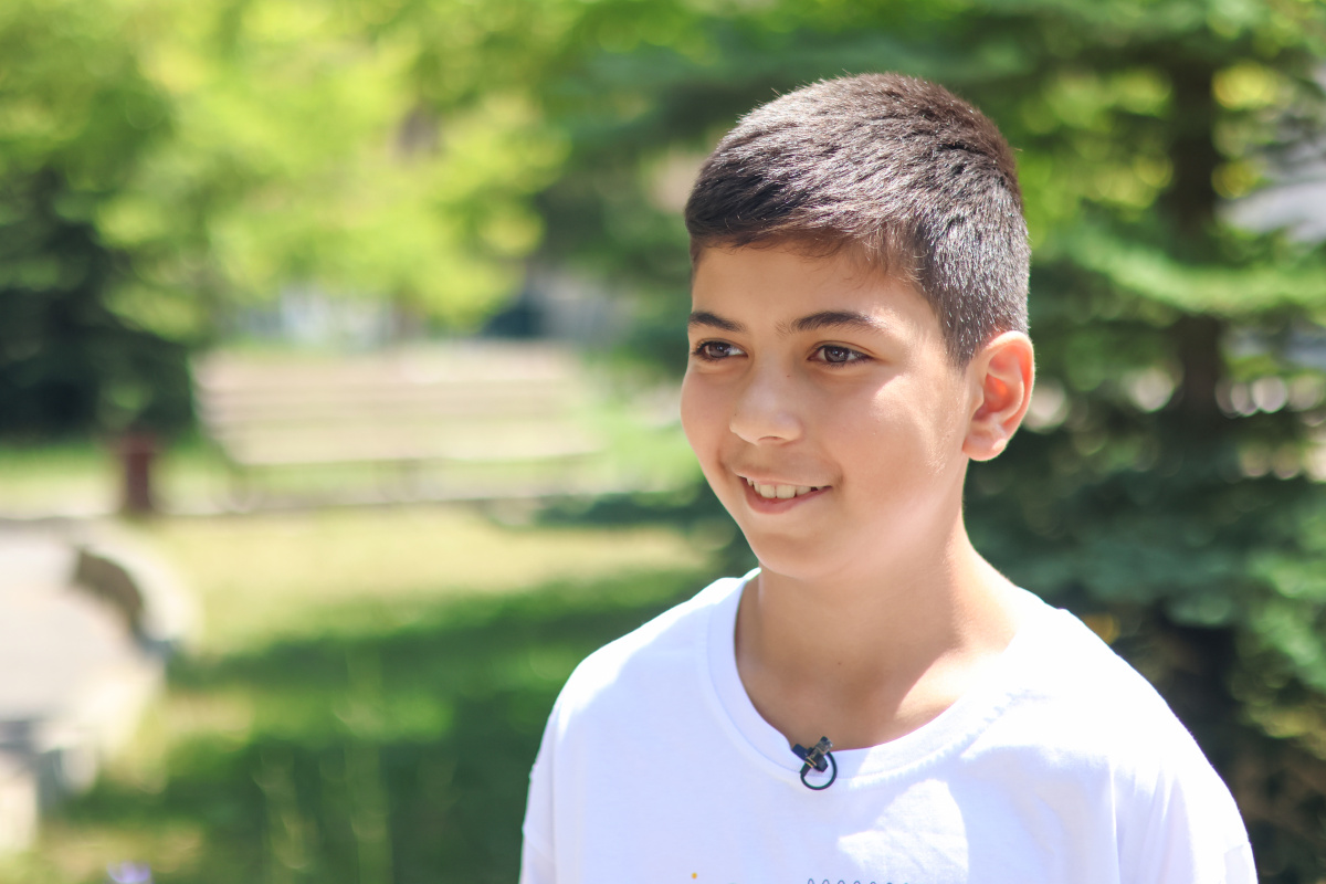 ԵՊՀ շարունակական կրթության կենտրոնի և «Հայաստան» համահայկական հիմնադրամի համատեղ նախաձեռնությամբ անցկացվեց «Բնագիտությունը զվարճալի՜ է. տե՛ս, շոշափի՛ր, փորձի՛ր» ամառային բնագիտական ճամբարը