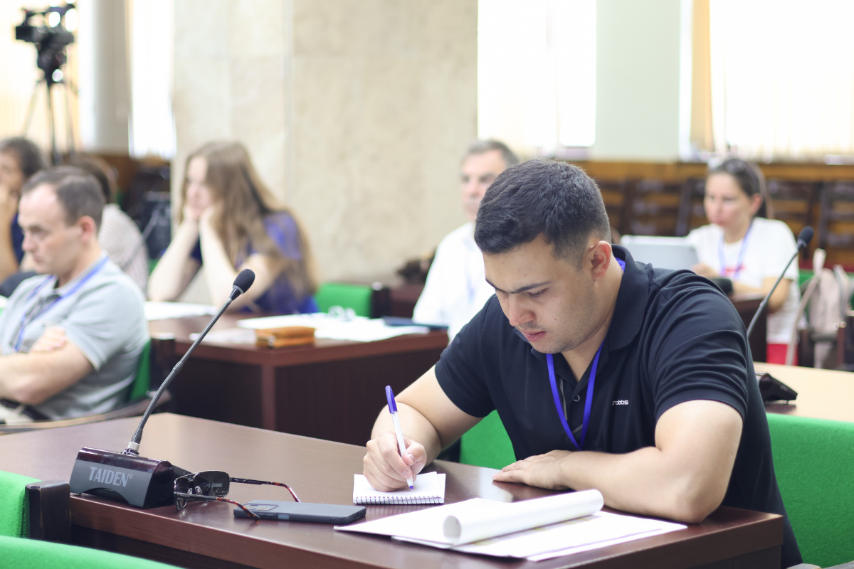 «QTS-13» միջազգային գիտաժողովը ԵՊՀ-ում