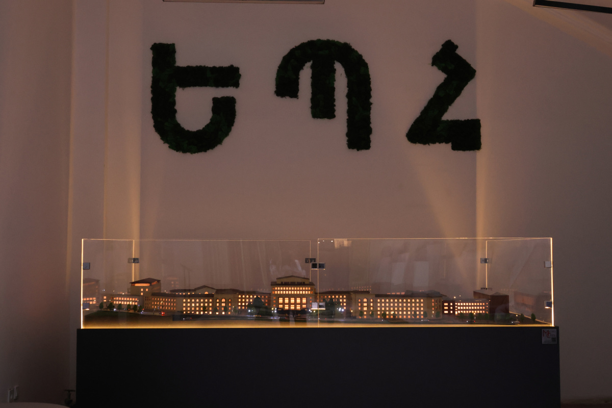 ԵՊՀ-ն՝ ոչ աշխատանքային ժամին. լույսերի ու մտքերի միջև