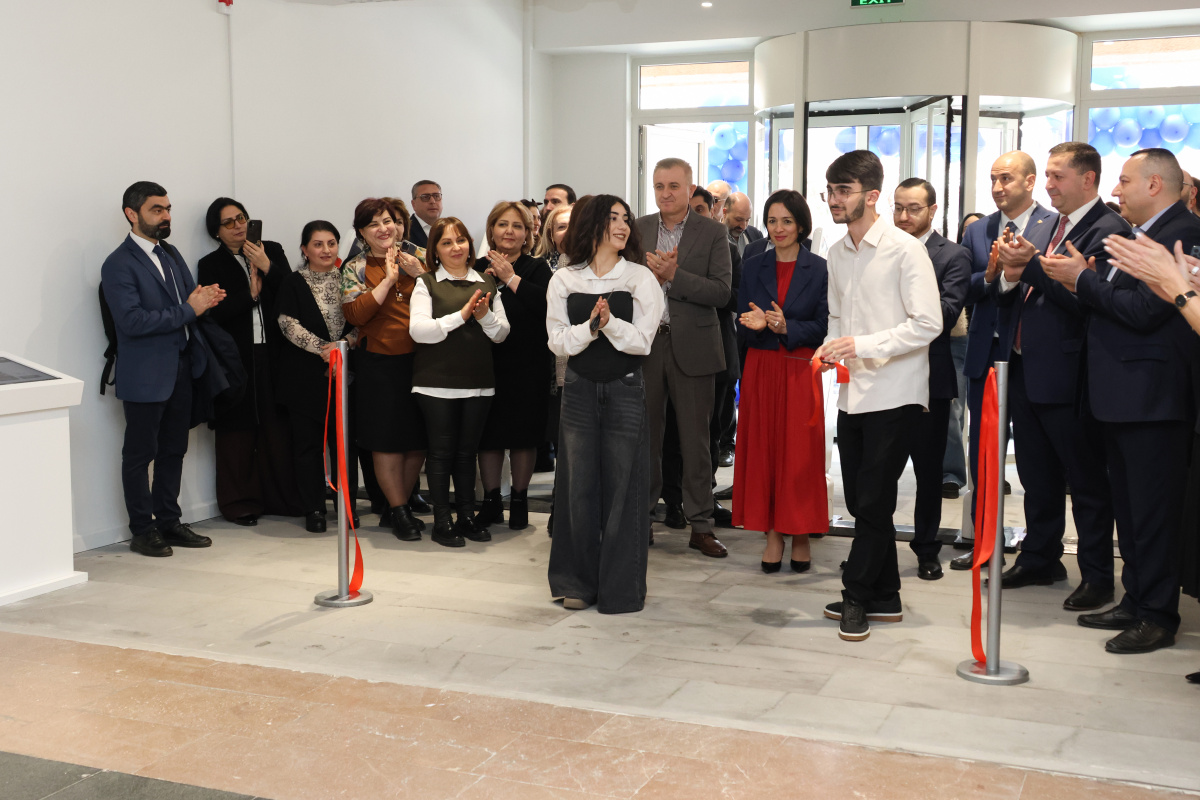 Գիրք նվիրելու օրը ԵՊՀ-ում նշանավորվեց գրադարանի վերաբացմամբ