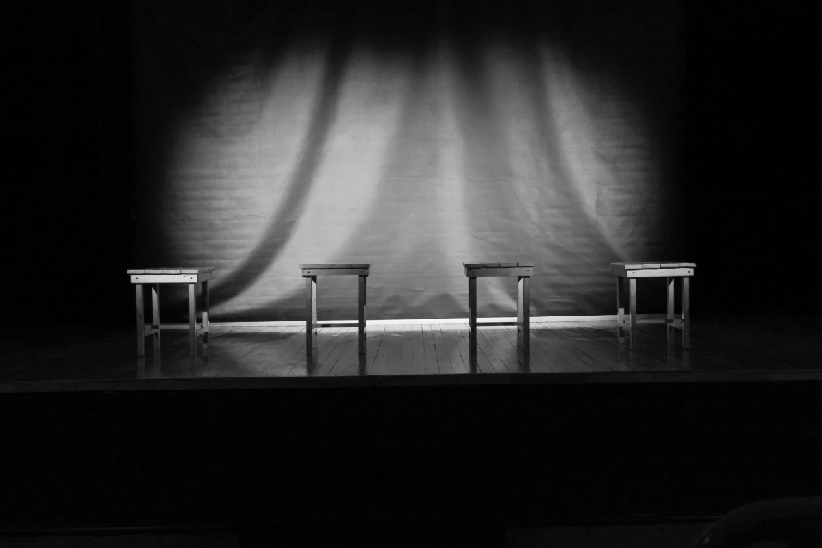 «Ծառա Սիմոնը». թատերական ներկայացում ԵՊՀ Շառլ Ազնավուրի անվան մշակույթի կենտրոնում