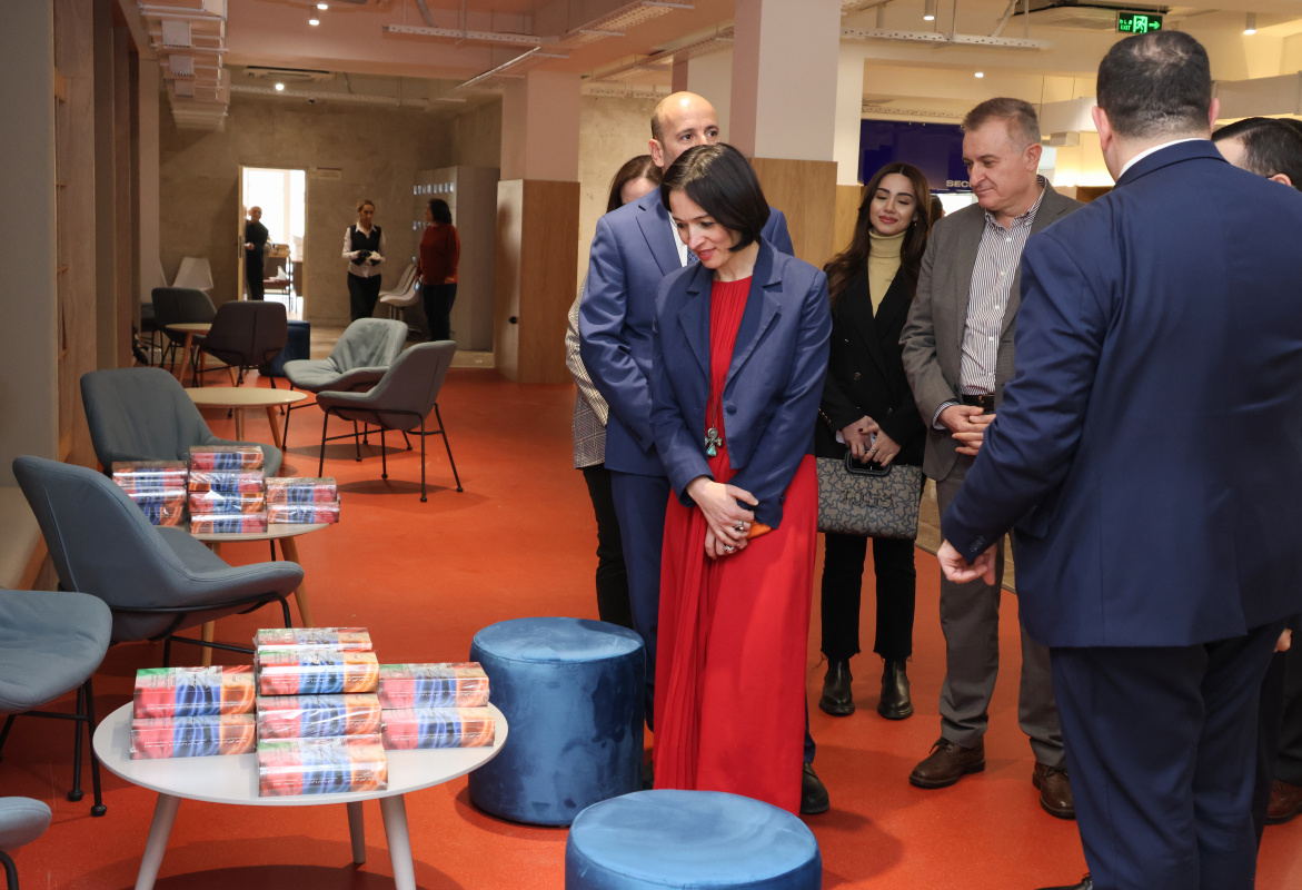 Գիրք նվիրելու օրը ԵՊՀ-ում նշանավորվեց գրադարանի վերաբացմամբ