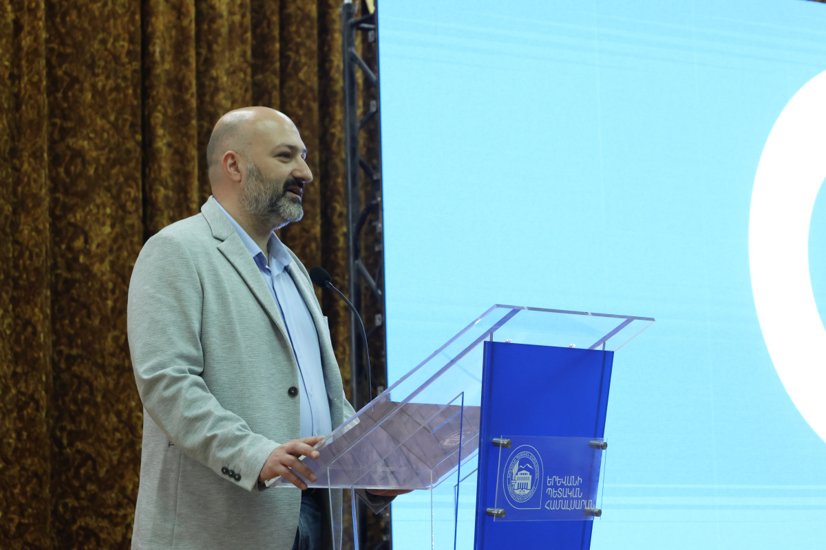 107-ամյա ԵՊՀ-ն կրկին միավորում է համալսարանականներին։