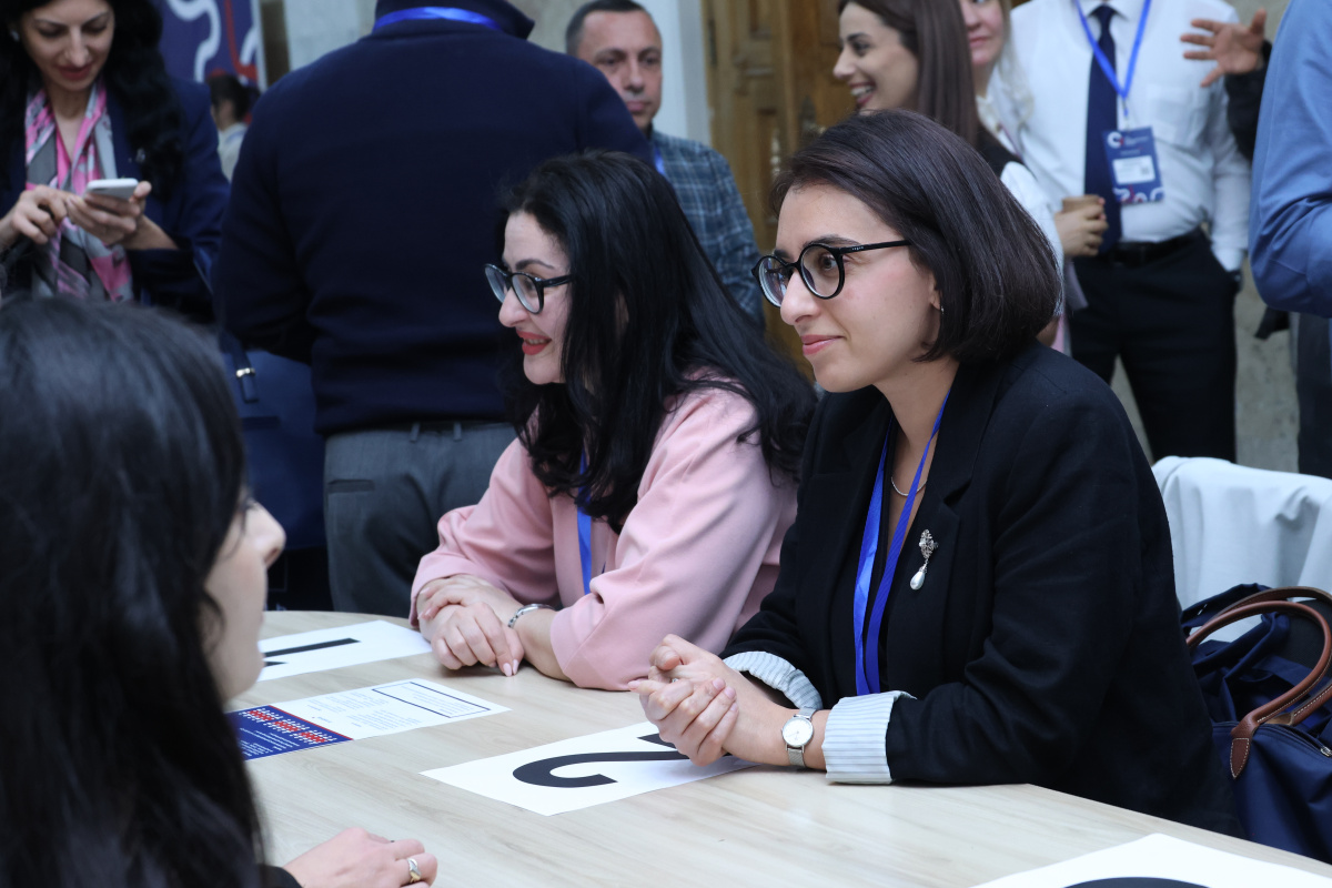 107-ամյա ԵՊՀ-ն կրկին միավորում է համալսարանականներին։