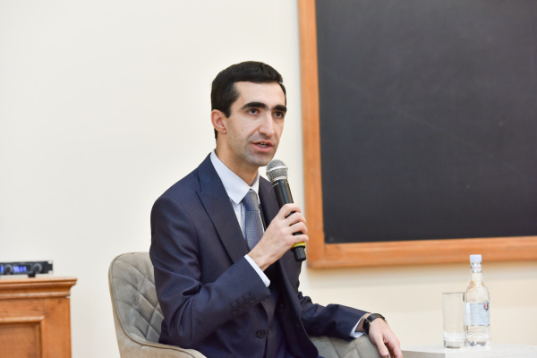 Կառլեն Խաչատրյան