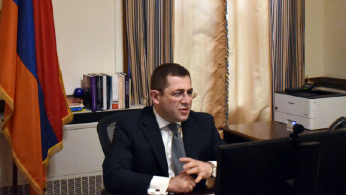 Summer-school-at-the-faculty-of-International-Relations-2020