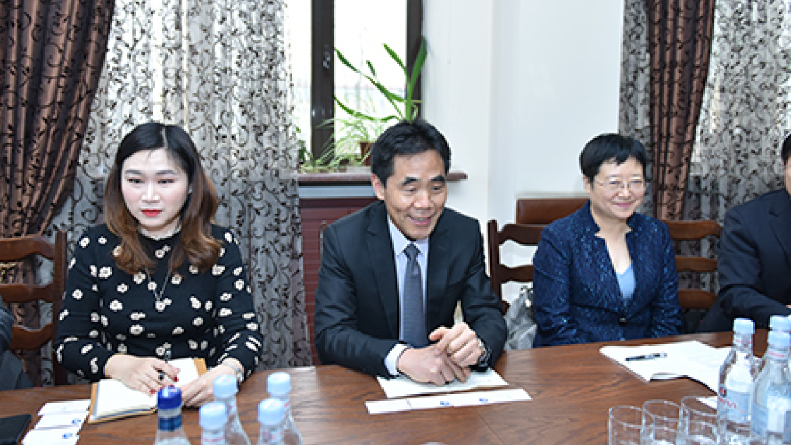 Nanjing-Normal-University-delegation-at-YSU