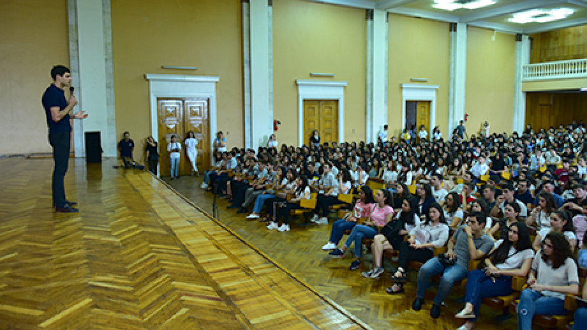 Guide-for-first-year-students-program