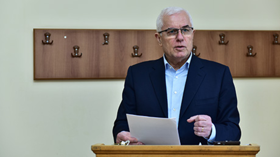 Gagik-Ghazinyan-met-students