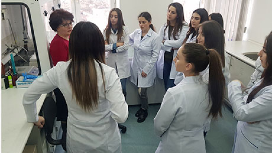 Students-of-Institute-of-Pharmacy-visited-National-Bureau-of-Expertises