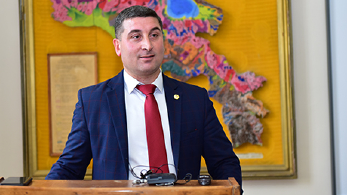 Gnel-Sanosyan-at-YSU