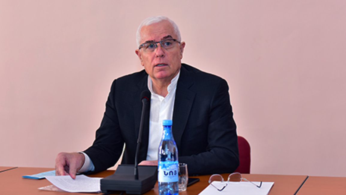 The-current-challenges-of-Jurisprudence