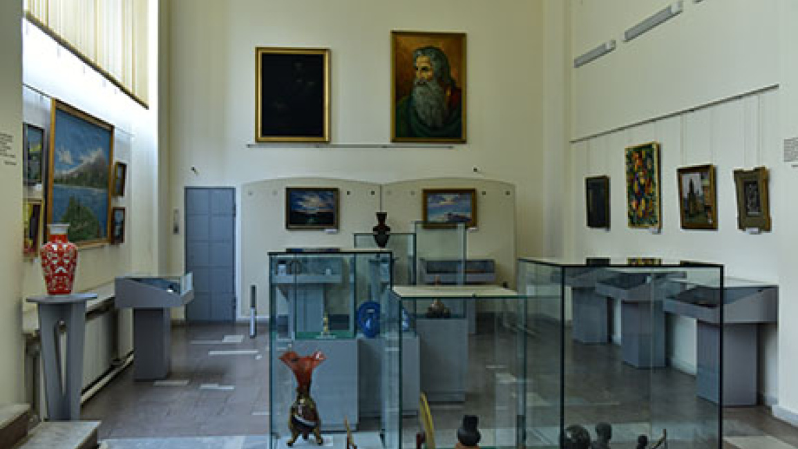 New-samples-at-YSU-museum