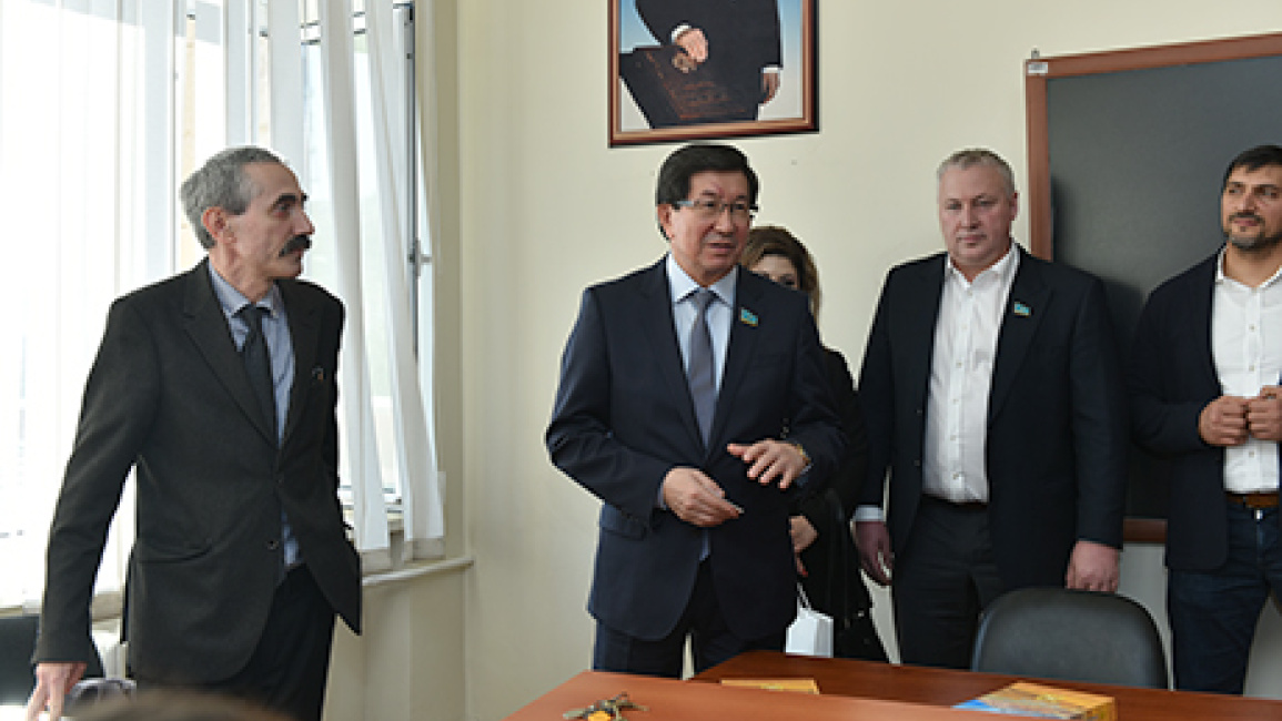 Delegation-of-the-Parliament-of-Kazakhstan-at-YSU