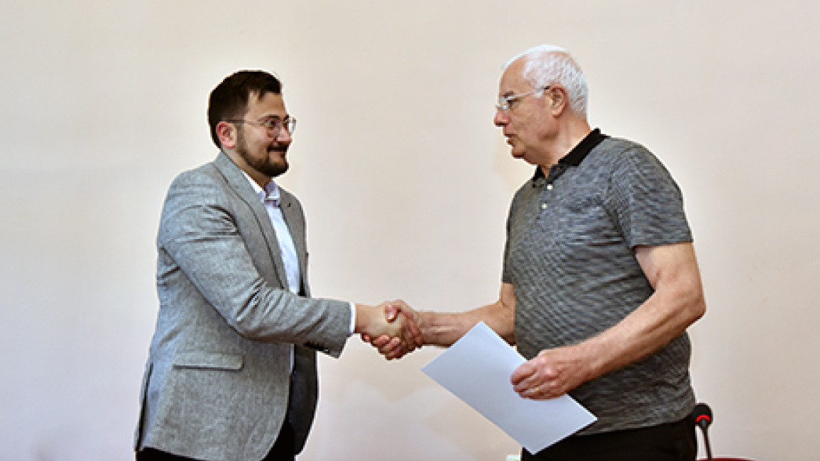Gurgen-Petrosyan-was-awarded-by-YSU