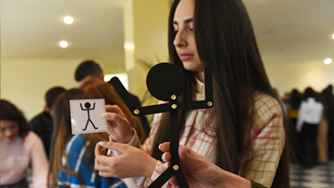 YSU-students-carry-out-professional-research-starting-from-the-first-year