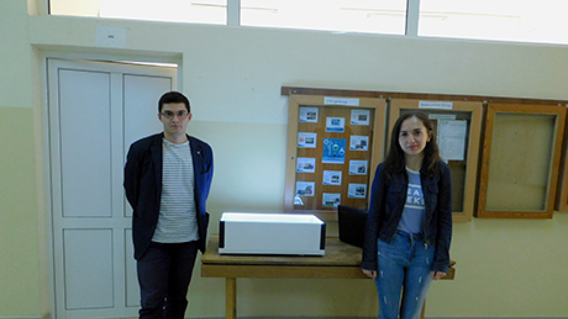 Students-of-the-faculty-of-Chemistry-have-grown-crystals