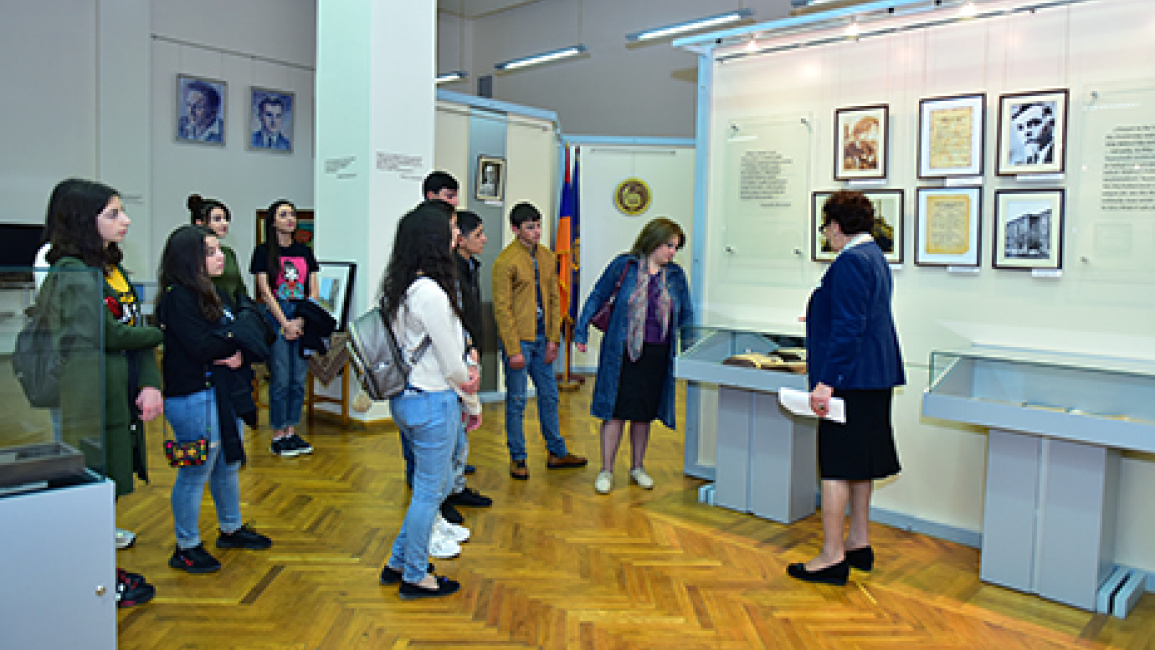 Doors-open-day-at-the-Faculty-of-International-Relations
