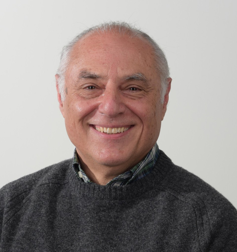 henry_helvajian