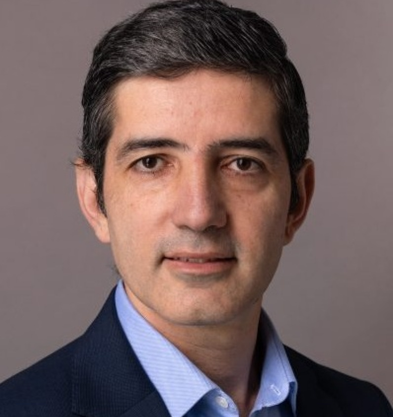 Arnak Dalalyan