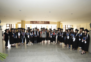 Շրջանավարտներ