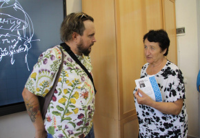 ՀԱՆԴԻՊՈՒՄ ՌՈՒՍ ԳՐԱԿԱՆԱԳԵՏ ԻՎԱՆ ՌՈԴԻՈՆՈՎԻ ՀԵՏ