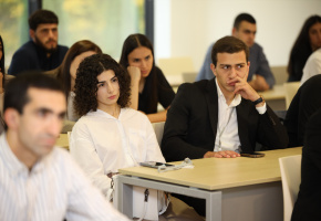 Հանդիպում ՀՀ ԿԲ Նախագահ Մարտին Գալստյանի հետ