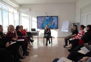 Բանախոս Ջենիֆեր Սվանդան ներկայացրեց դասի ճիշտ կազմակերպման և կառավարման նորագույն մեթոդները