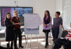 Բանախոս Ջենիֆեր Սվանդան ներկայացրեց դասի ճիշտ կազմակերպման և կառավարման նորագույն մեթոդները