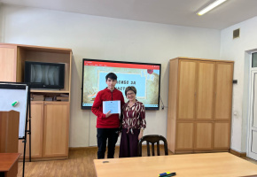 Ռուս բանասիրության ֆակուլտետում տեղի ունեցավ հանդիպում դպրոցականների հետ: