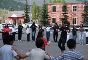 Ազգային պարերի ֆլեշմոբ