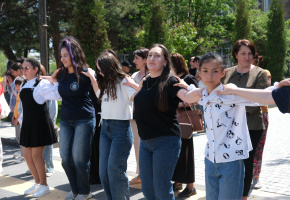 Ազգային պարերի ֆլեշմոբ