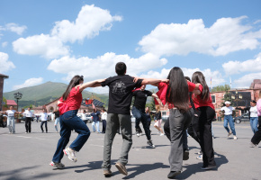 Ազգային պարերի ֆլեշմոբ