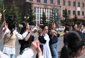 Ազգային պարերի ֆլեշմոբ