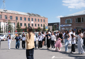 Ազգային պարերի ֆլեշմոբ