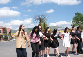 Ազգային պարերի ֆլեշմոբ