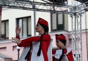 ԵՊՀ Շառլ Ազնավուրի անվան մշակույթի կենտրոնը մասնակցել է  Վրաստանում Սայաթ-Նովային նվիրված    միջոցառմանը