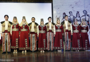 «Ծովակ» ավանդական երգի և պարի համույթ