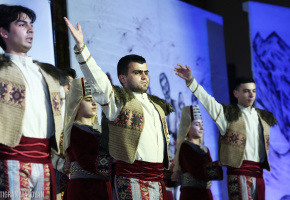 «Ծովակ» ավանդական երգի և պարի համույթ