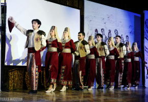 «Ծովակ» ավանդական երգի և պարի համույթ