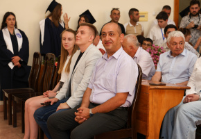 ԵՊՀ տնտեսագիտության և կառավարման ֆակուլտետը ճանապարհեց իր 2024-2025 ուստարվա շրջանավարտներին