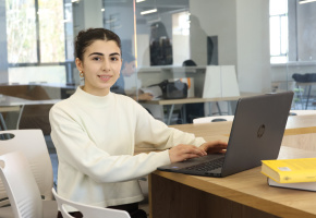 Անի Ամիրխանյան